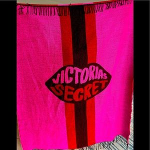 Victoria’s Secrets Pink Throw